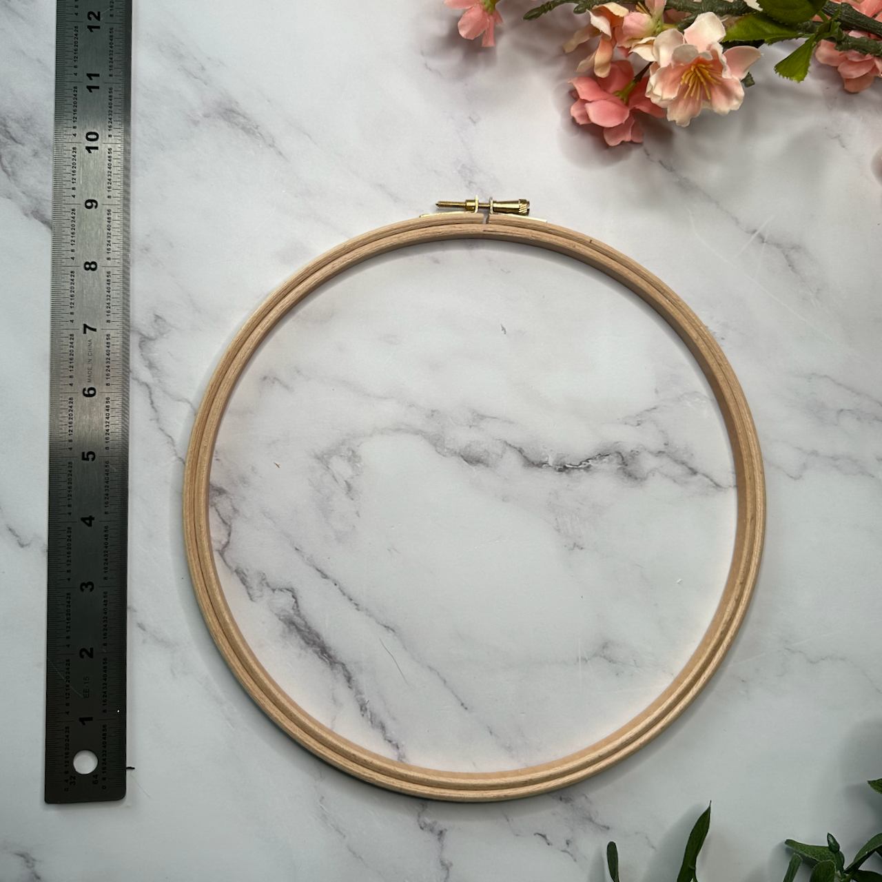 9" Elbesee Beechwood Embroidery Hoop