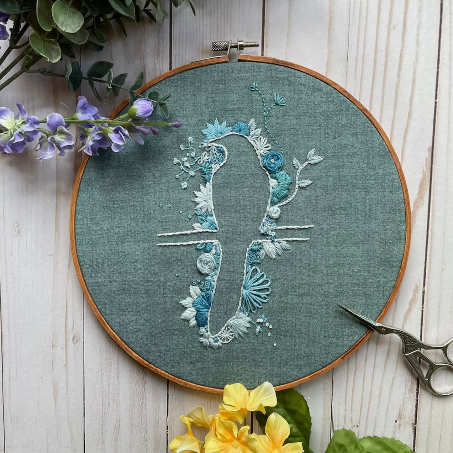Floral Magpie PDF Pattern